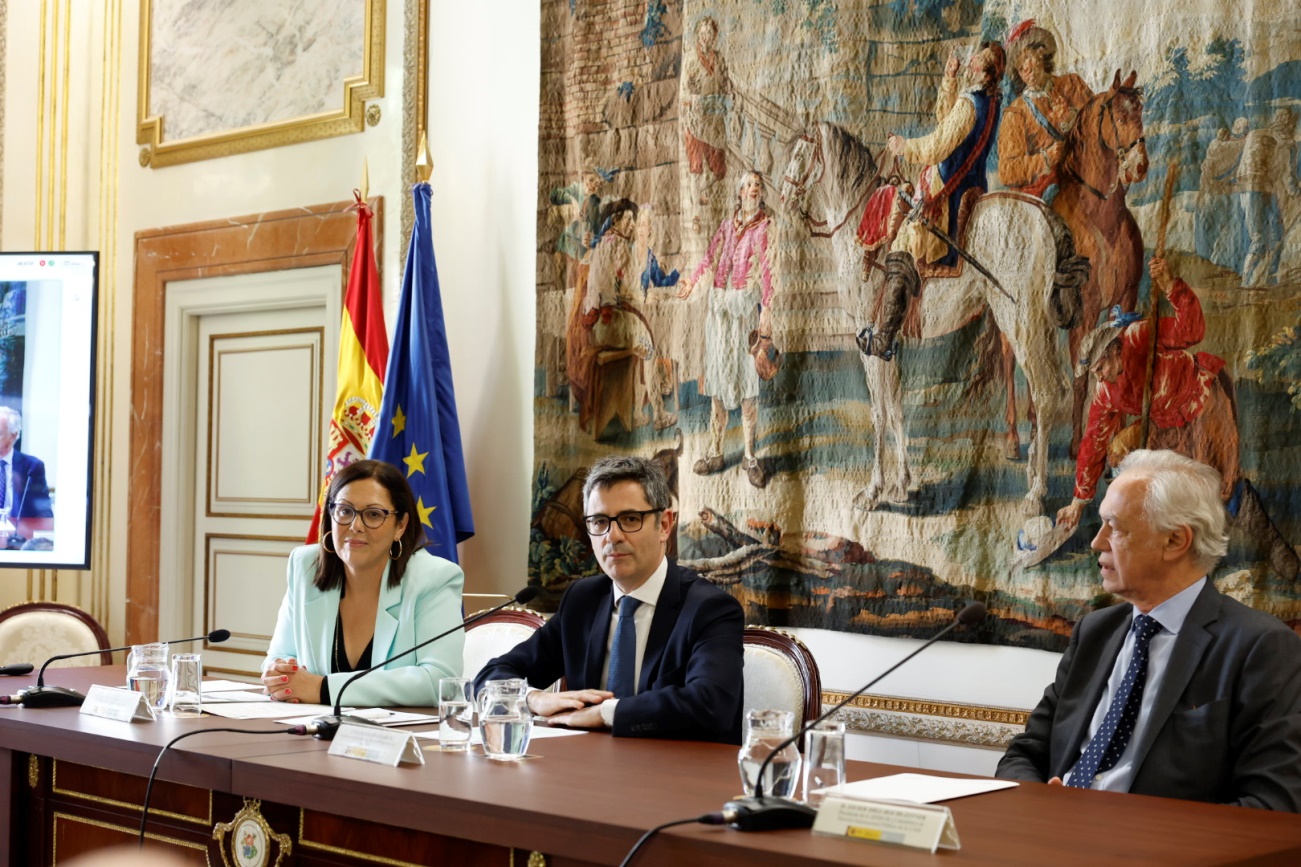 Félix Bolaños clausura el IV Seminario Gil Carlos Rodríguez Iglesias ‘La Reforma del Poder Judicial de la Unión Europea’