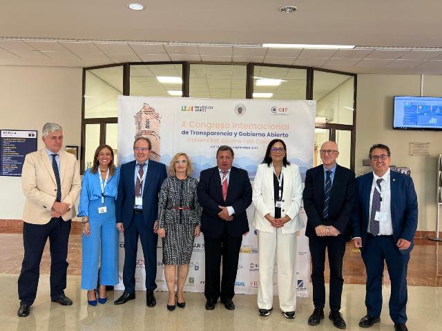 La directora del CEPC participa en la inauguración del X Congreso Internacional de Transparencia y Gobierno Abierto
